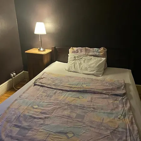 Large Double Room Next To Elisabeth Line Abbey Wood Exterior photo